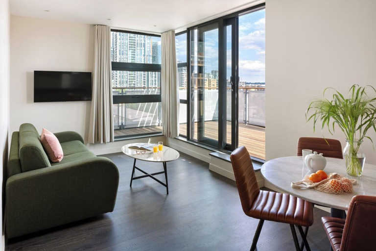 Public Area, Marlin Apartments Canary Wharf, London