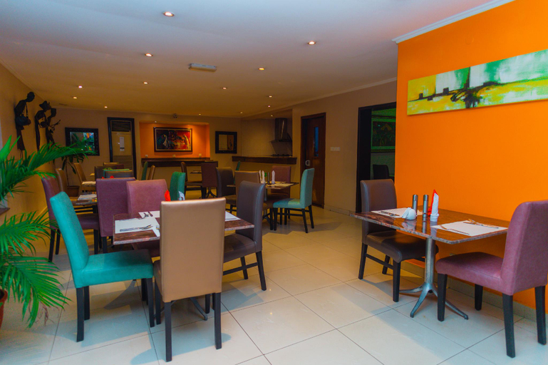 Food & Drinks 5, La Cour Hotels and Apartments Cooper, Eti-Osa