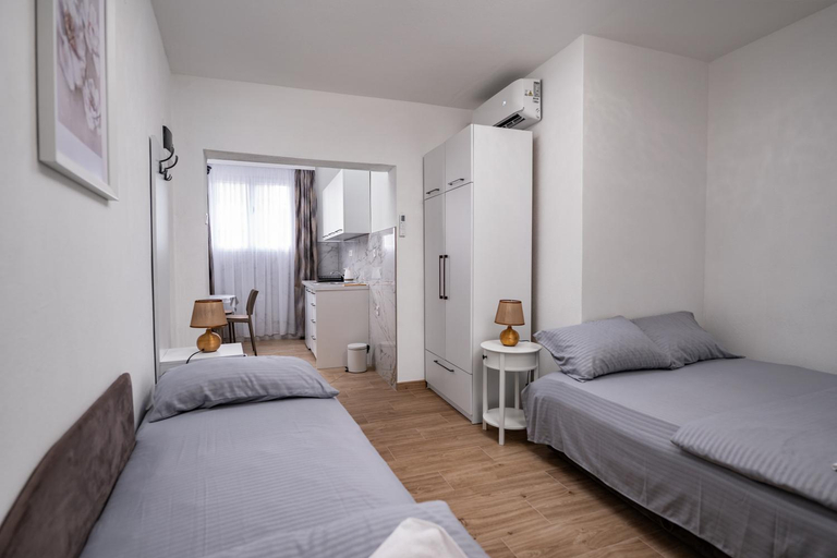 Others 2, Apartmani Kaan