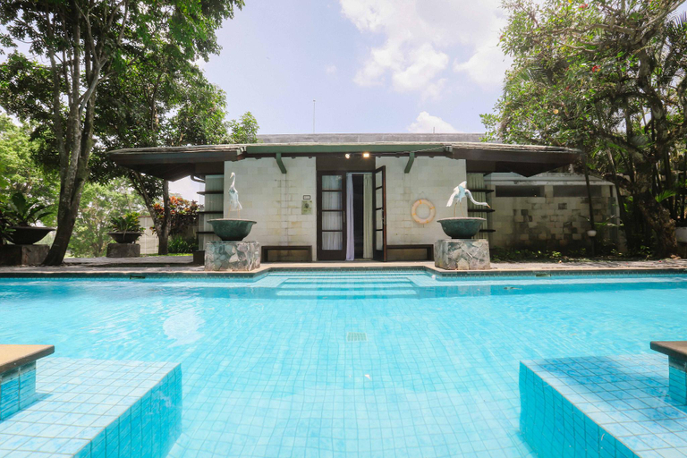 Swimming Pool 10