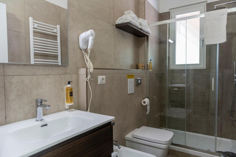 Bathroom 3, VILLA FENIX OSIO SOTTO 2, Bergamo