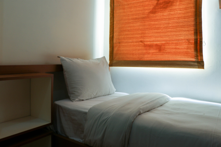 Bedroom 3, Strategic 2BR at Maple Park Sunter Apartment By Travelio, Jakarta Utara