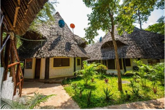 Exterior view 5, Villa Harmonia, Msambweni