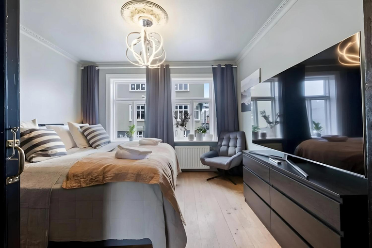 Bedroom, Historic Reykjavik Apartment - Best Location, Reykjavík