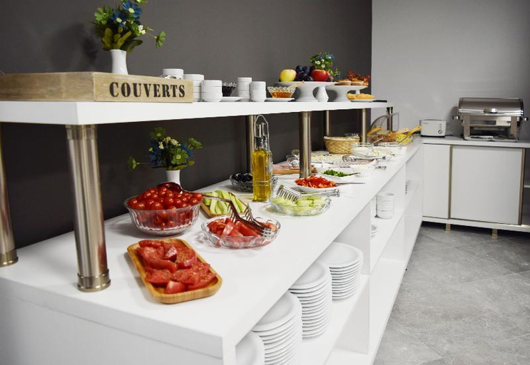 Food & Drinks 5, Sky Inn Batumi, Batumi