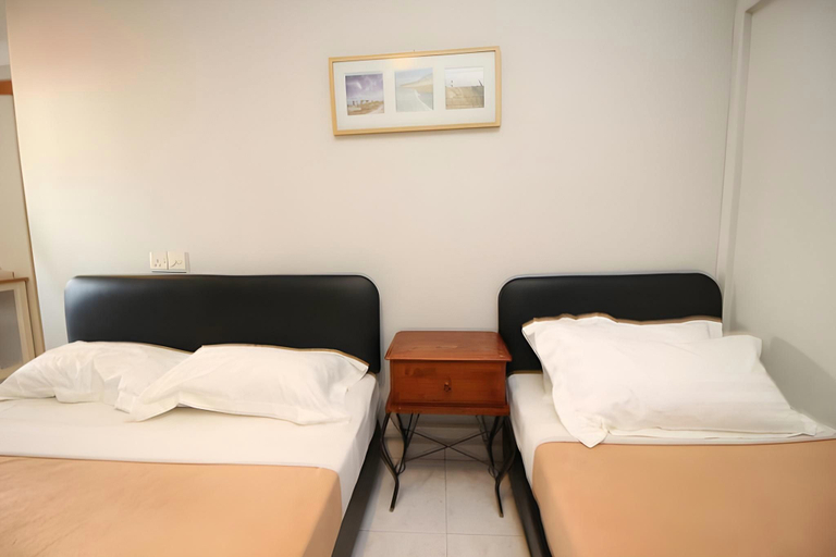 Bedroom 2, Hotel JJH Aliwal, Singapore
