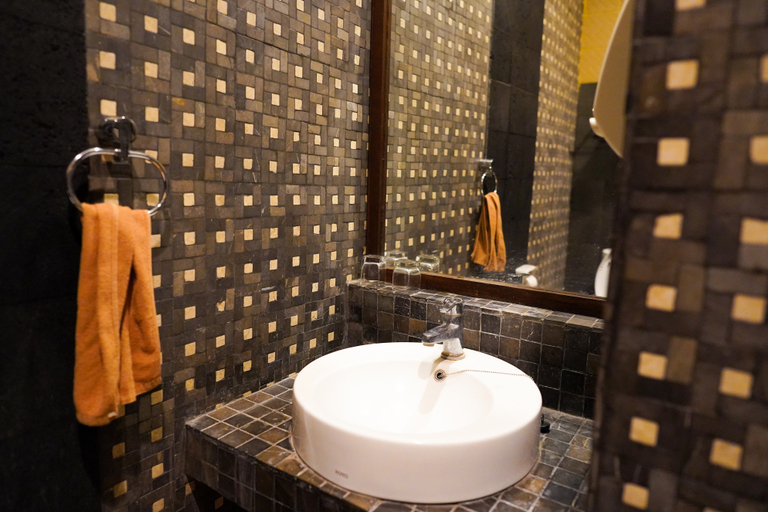 Bathroom 4