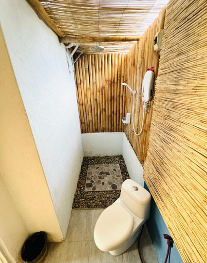 Bathroom 3, Nautilus Hostel & Hammocks, Panglao