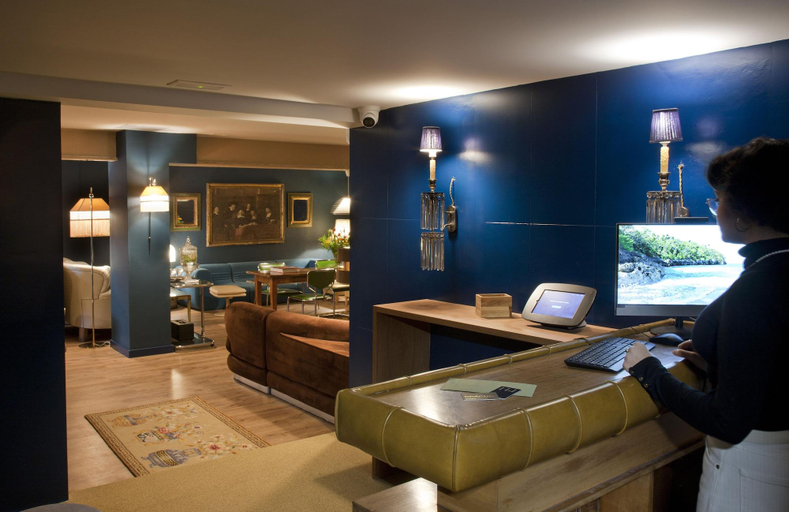 Public Area 2, Isabella's House, Barcelona