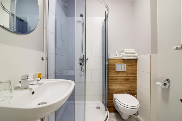 Bathroom 2, Apartments IN - Plater, Szczecin