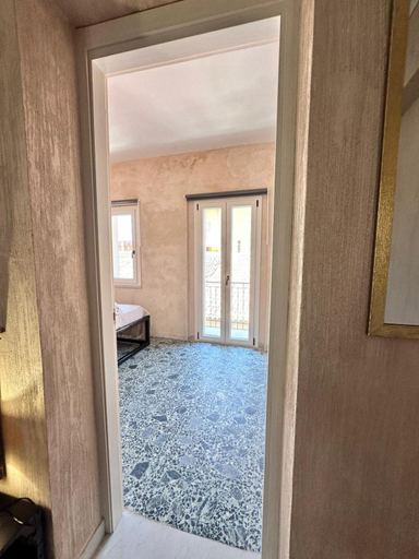 Others 5, AgostinoHouse, Vibo Valentia