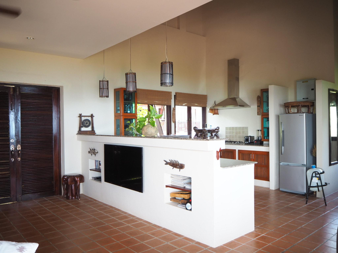 Dining Room 18