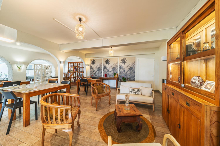Food & Drinks 5, Hotel Exsel Victoria, Saint-Pierre