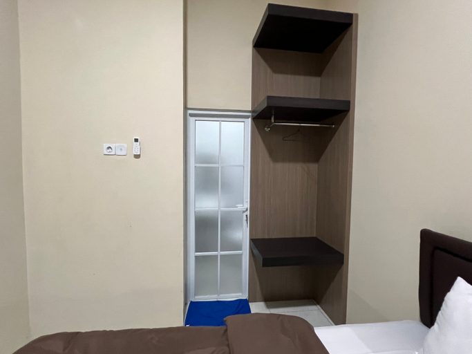 Bedroom 15