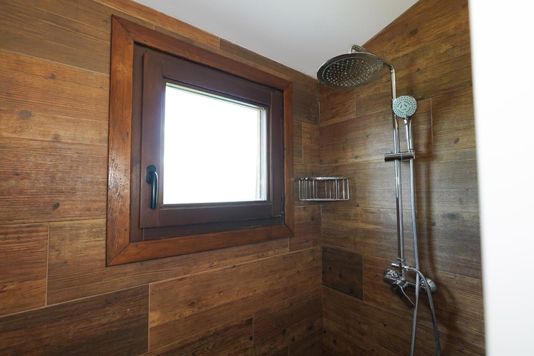 Bathroom 3, Hotel Mas Prades, Tarragona