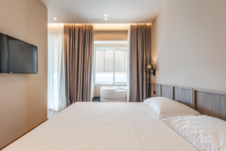 Bedroom 3, Aragosta Hotel, Durrësit