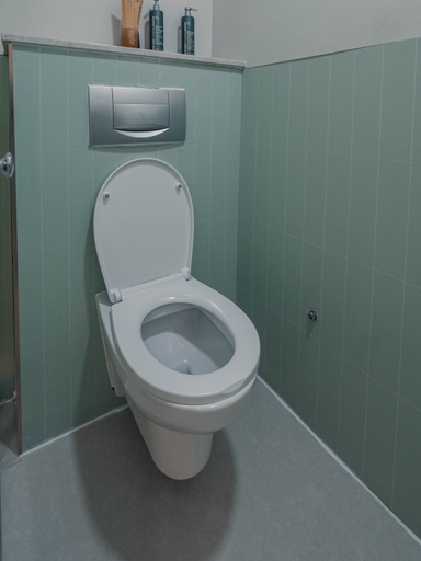 Bathroom 4
