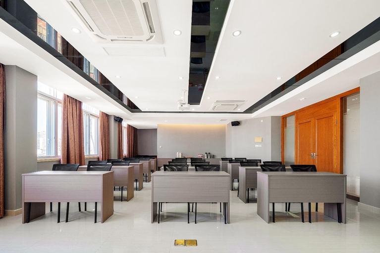 Food & Drinks 4, Borrman Hotel Chaozhou Ancient City People Square, Chaozhou