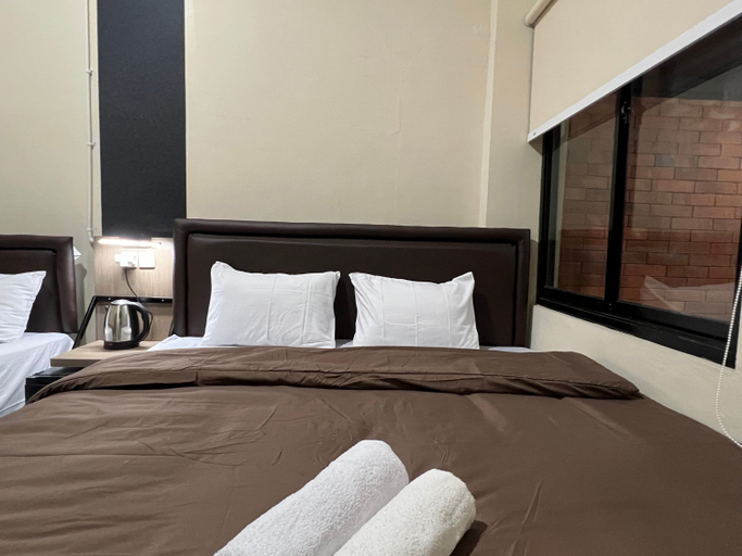 Bedroom 24