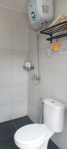 Bathroom 4, Mahkota Sangkuriang Bandung, Bandung