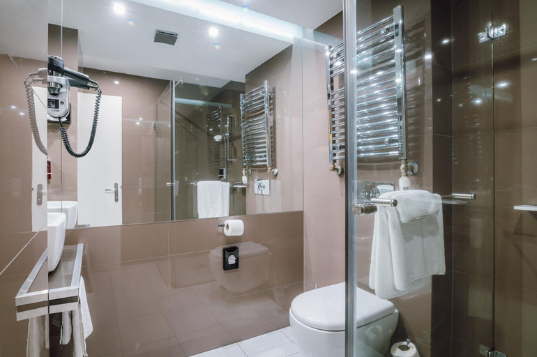 Bathroom 5, Plaza V Hotel, Targu Mures