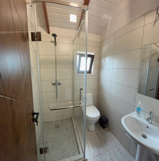 Bathroom 4, Finca Idoize Camping Hotel, Akhmeta