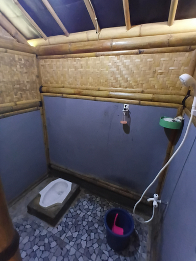 Bathroom 5, De'Saung Forest, Bogor