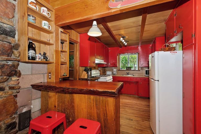 Food & Drinks, Sunshine Cabin Cozy 2-Story Getaway, San Bernardino