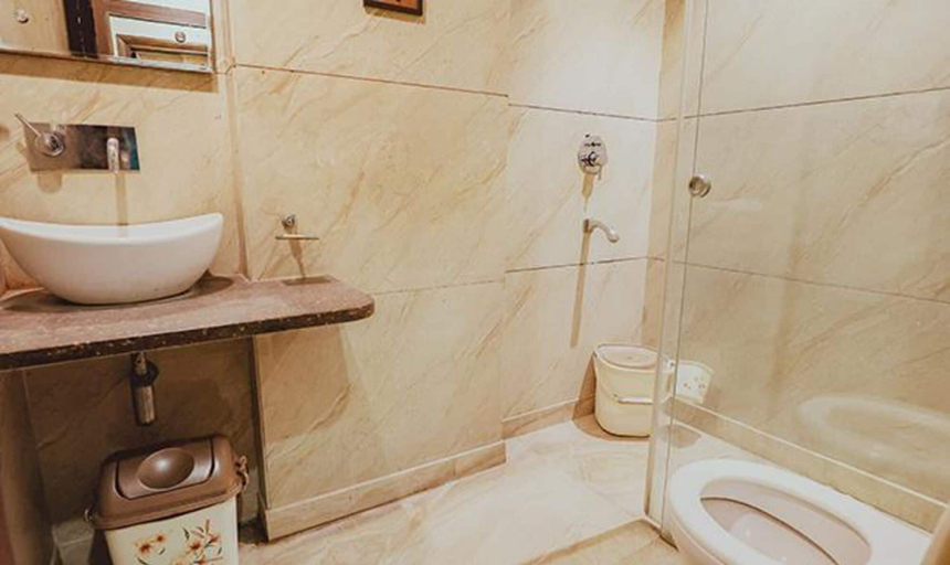 Bathroom 4, Fabhotel The Kailash Dev, Delhi