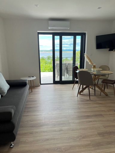 Others 4, Apartman Suzzy 1, Crikvenica