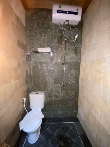 Bathroom 4