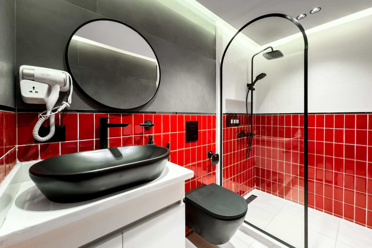 Bathroom 3, Xuru Stays I Heliopolis 1 - 5 Min to Airport, An-Nuzhah