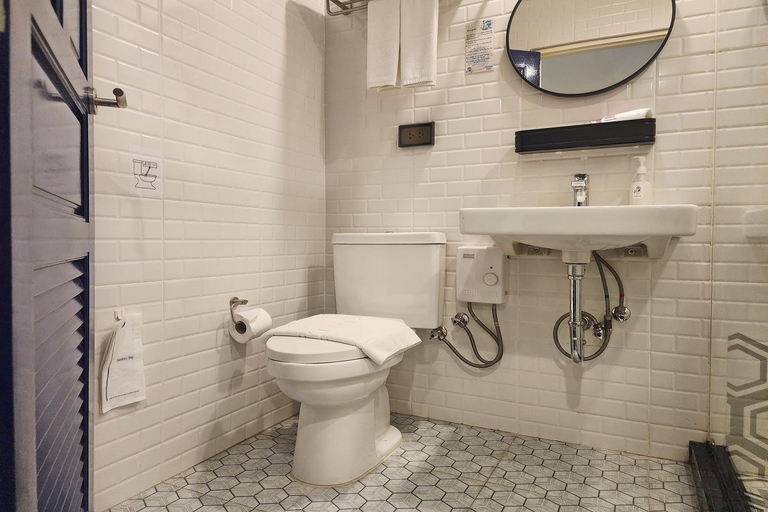 Bathroom 3