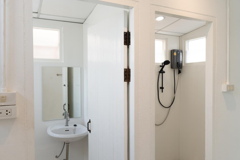 Bathroom 4, Chiang Mai Mansion 2, Muang Chiang Mai