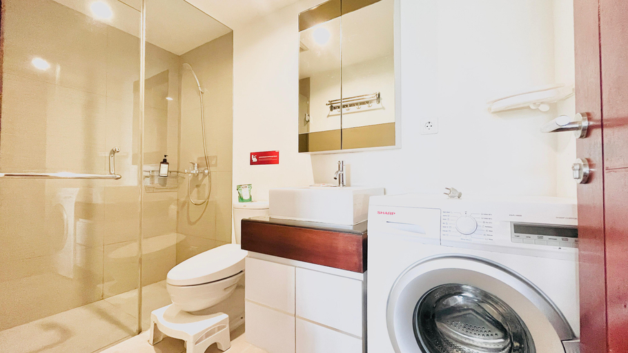 Bathroom 27