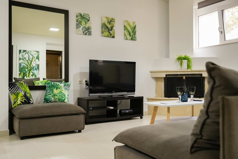 Room 5, Zircon Gem - Kato Gouves Private Garden Oasis, Crete
