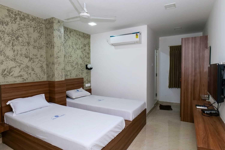 Bedroom 2, Balu Residency - A Business Class Hotel, Coimbatore