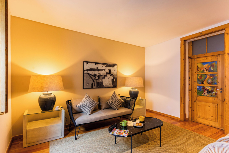 Others 3, Bairro Alto Two Bedroom Apartment, Lisbon