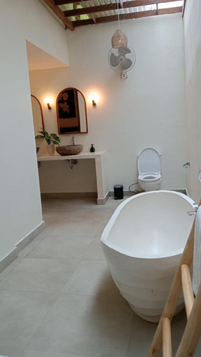 Bathroom 3, Villa Luca, Tabanan