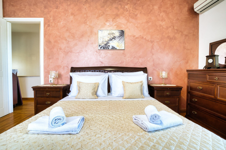 Room 4, Mariliza s Home in Atsipopoulo, Crete