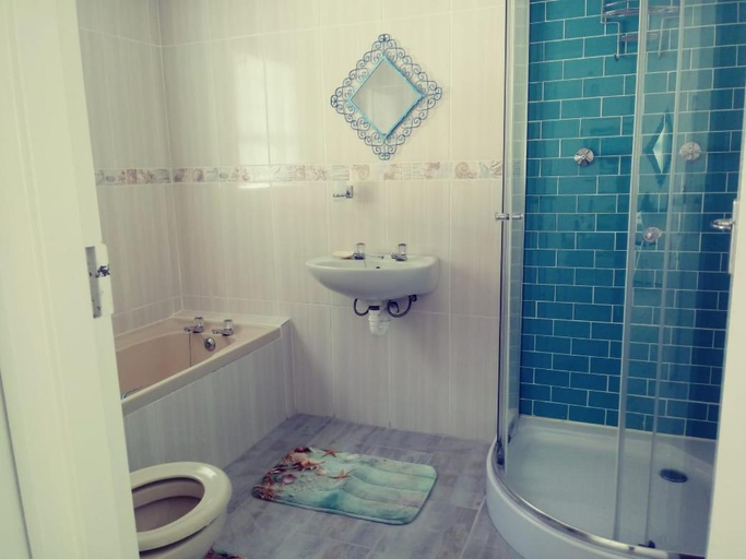 Bathroom 3, Sandy Feet Self Catering Accommodation, Overberg