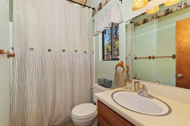 Bathroom 3, Everwood Serenity Treehouse, San Bernardino