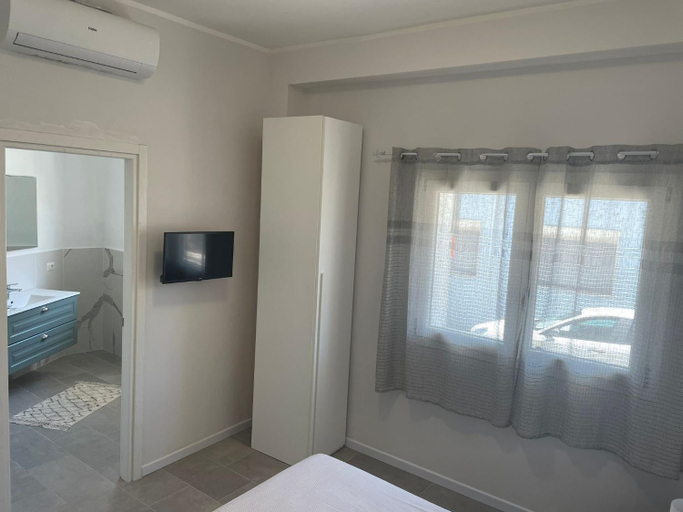 Others 4, Guest House Da Roby, Fermo