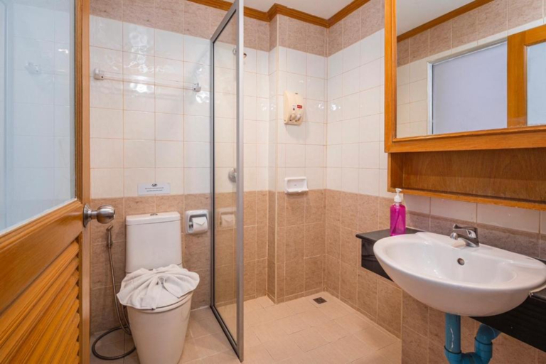 Bathroom 4, Sun Shine Patong, Phuket Island