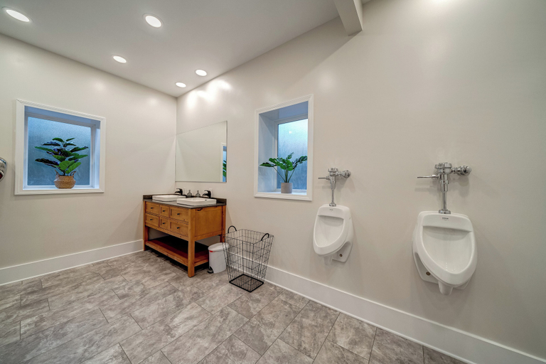 Bathroom 3, Firefly Ridge, Morgan