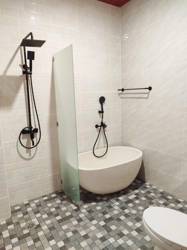 Bathroom 2, Batur view Homestay - Loft, Bangli