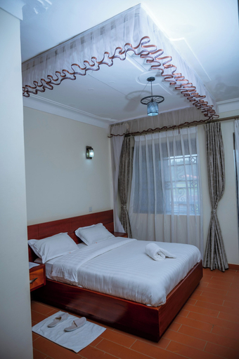 Bedroom 3, La Brezi Suites, Mukono