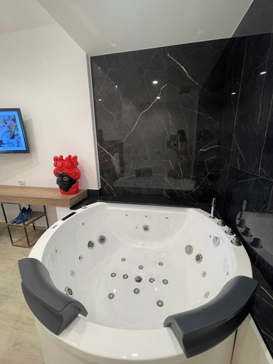 Bathroom 5, Namuri Luxury Rooms, Messina