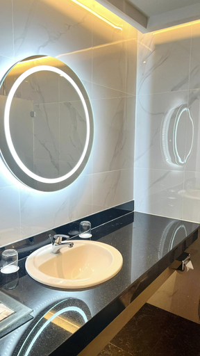 Bathroom 5