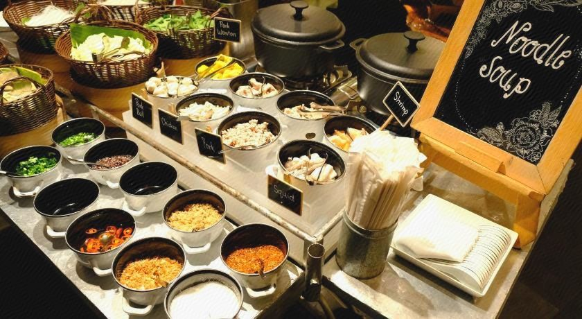 Food & Drinks 4, Sukhumvit Apartments, Khlong Toey